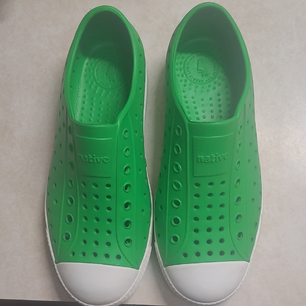 Native Jefferson Vibrant Green Shoes